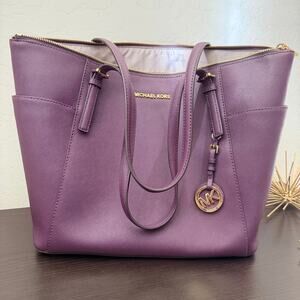 Michael Kors Jet Set Leather Tote Purple Saffiano Large Top Zip Handbag